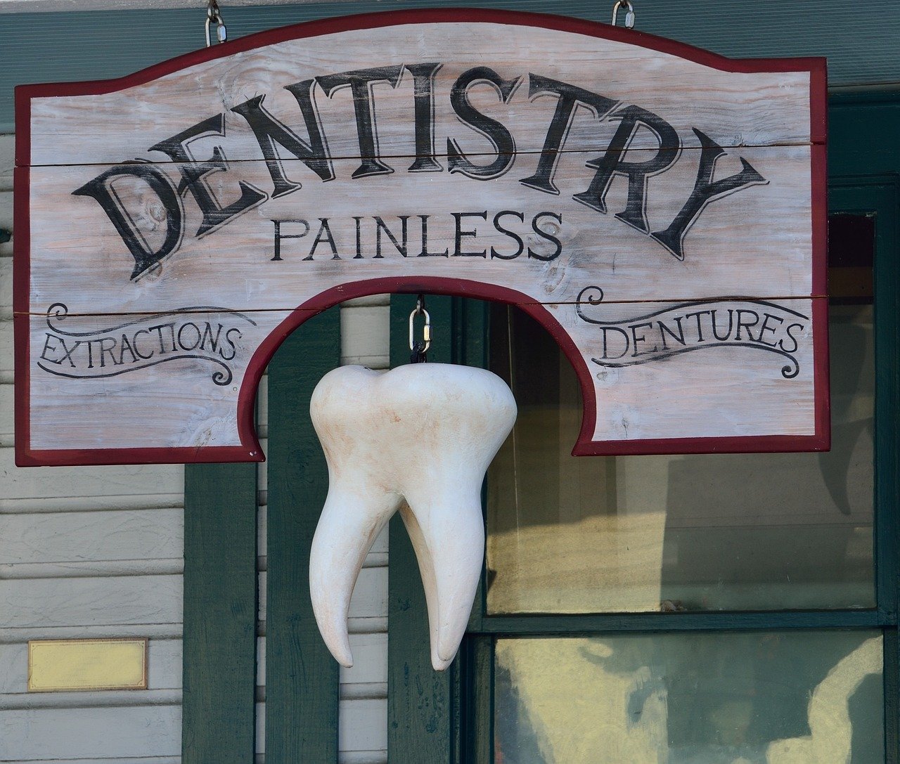 old, dentist sign, signage-1620082.jpg